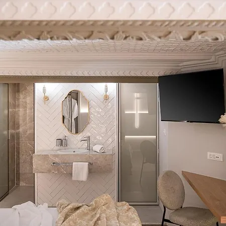 Hotel Elia Erato 3*