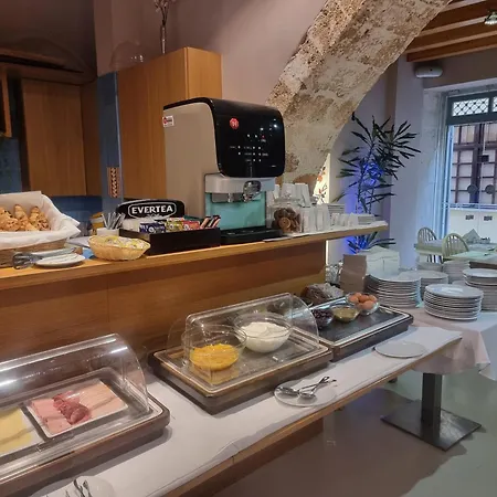 Elia Erato Hotel