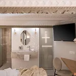 فندق Elia Erato 3*