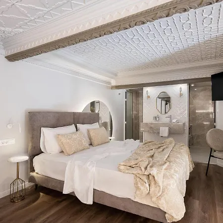 Hotel Elia Erato 3*