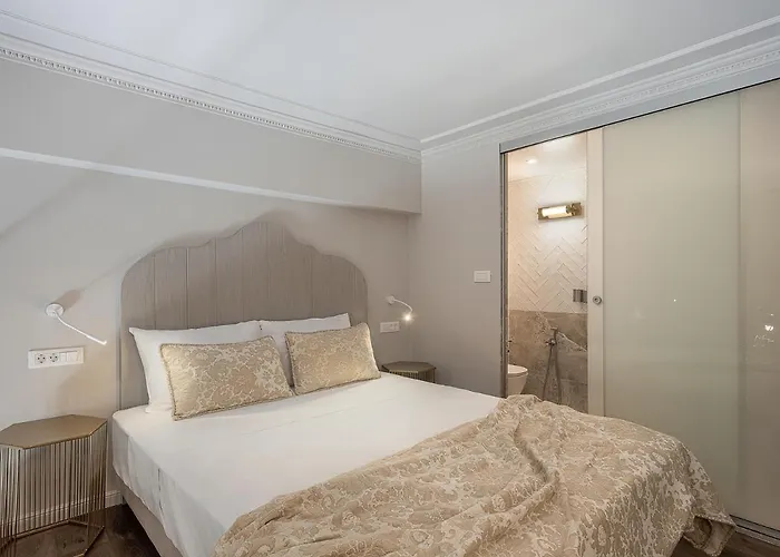 Готель Elia Erato 3*