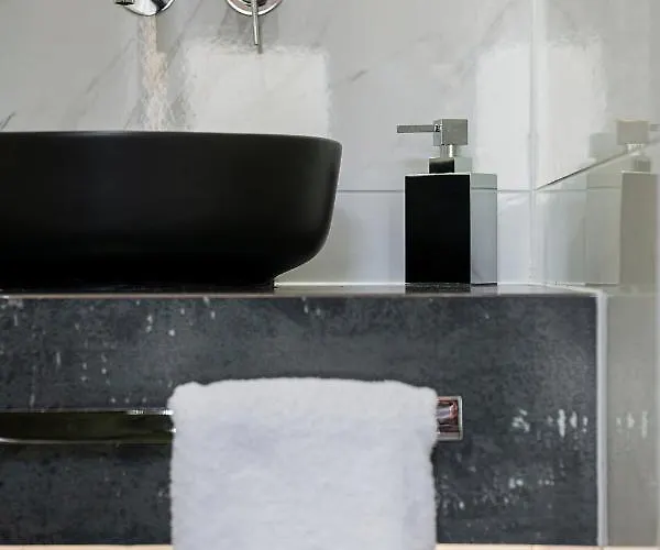 酒店 Elia Erato 3*